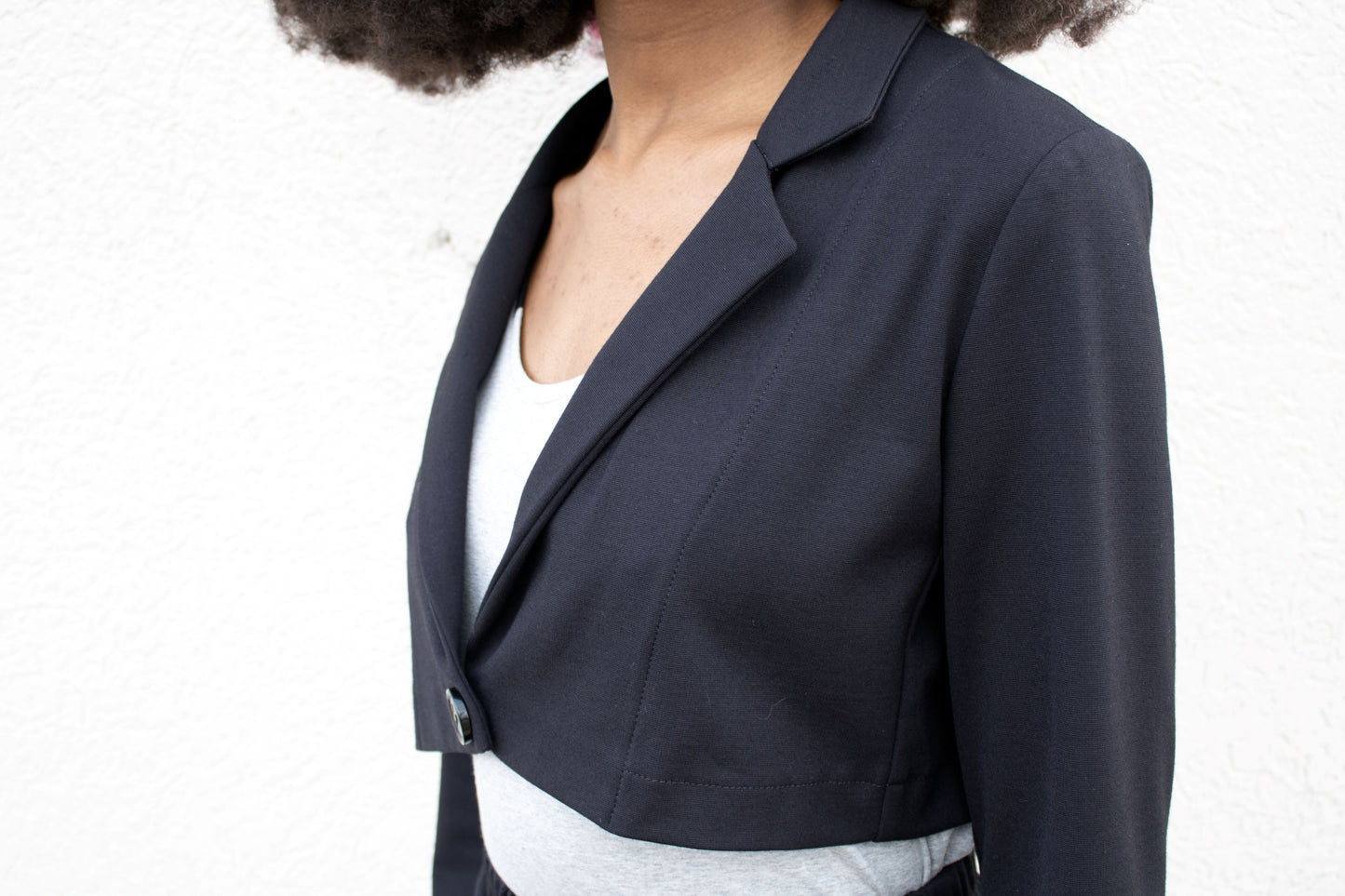 Carla | Cropped Blazer With Long Sleeves