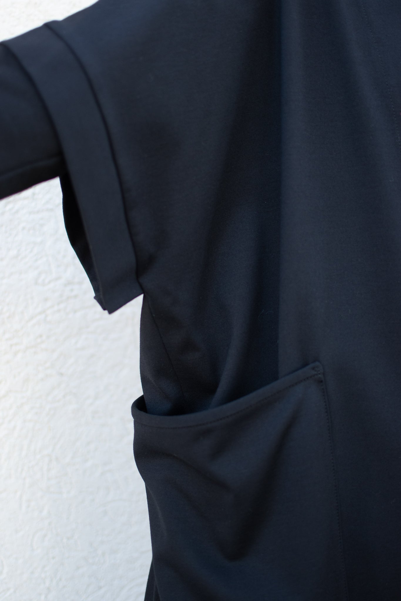 Black, Dropped Shoulder Ponte Kimono 2 Front Pockets & Paneled Sleeves, Open front, No Closure (Unisex)