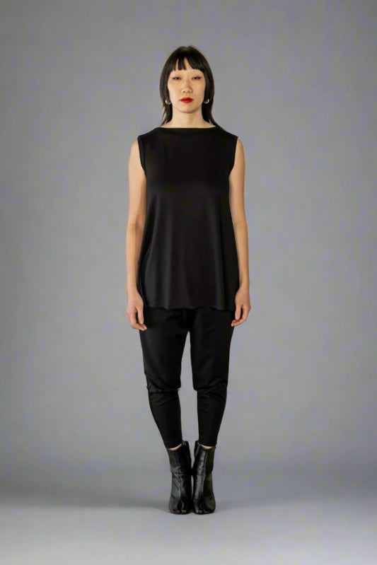 Relaxed, Black Sleeveless Top w/ Wide Shoulders & Boat Neck, Hi-Low Hem (Unisex)
