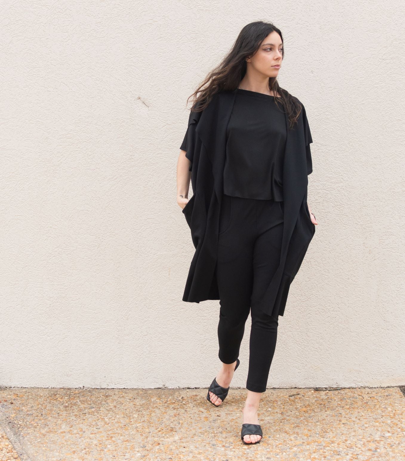 Black, Drop Shoulder Sleeveless Coat w/ 2 Front Pockets & Big Collar, Raw Cut Edges (Women)