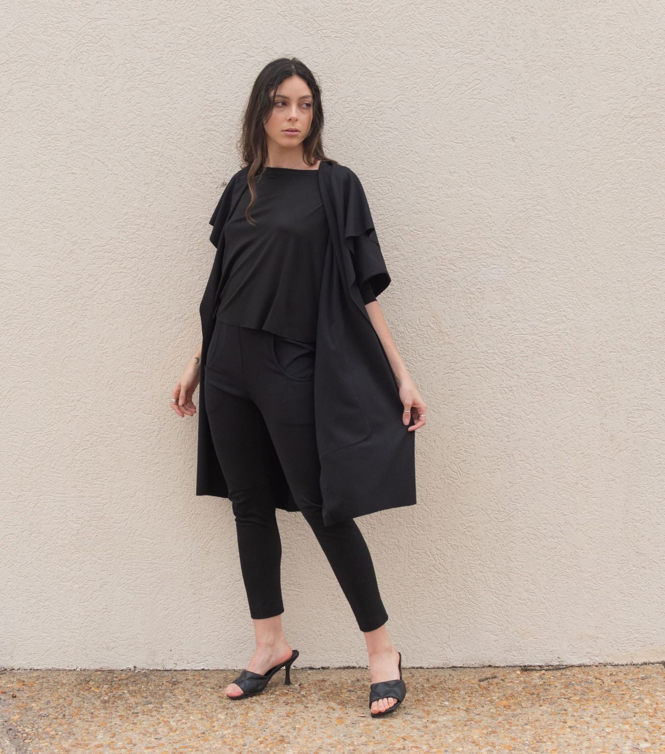 Black, Drop Shoulder Sleeveless Coat w/ 2 Front Pockets & Big Collar, Raw Cut Edges (Women)