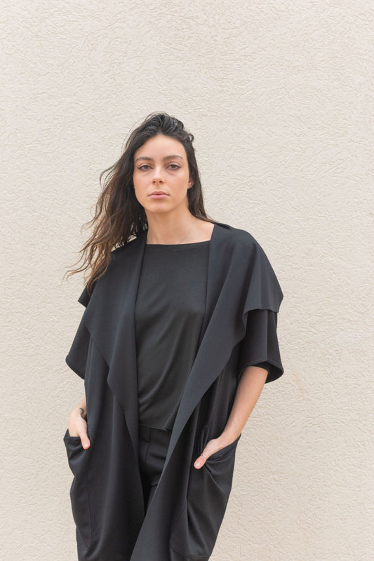 Black, Drop Shoulder Sleeveless Coat w/ 2 Front Pockets & Big Collar, Raw Cut Edges (Women)