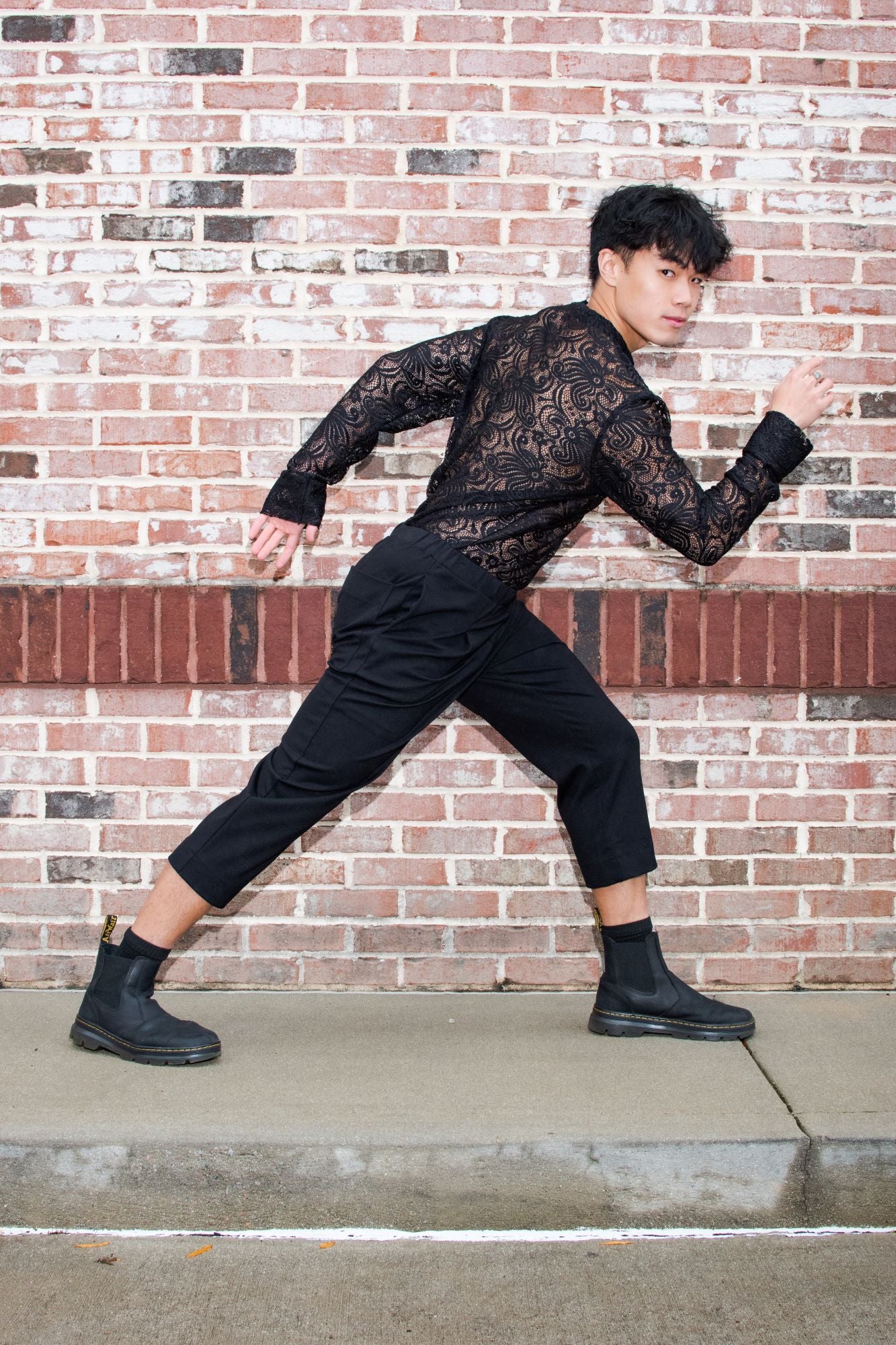Black, Loose-Cut Pleated Pants w/ Back Pocket & Elastic Waistband, Cropped Length (Men)