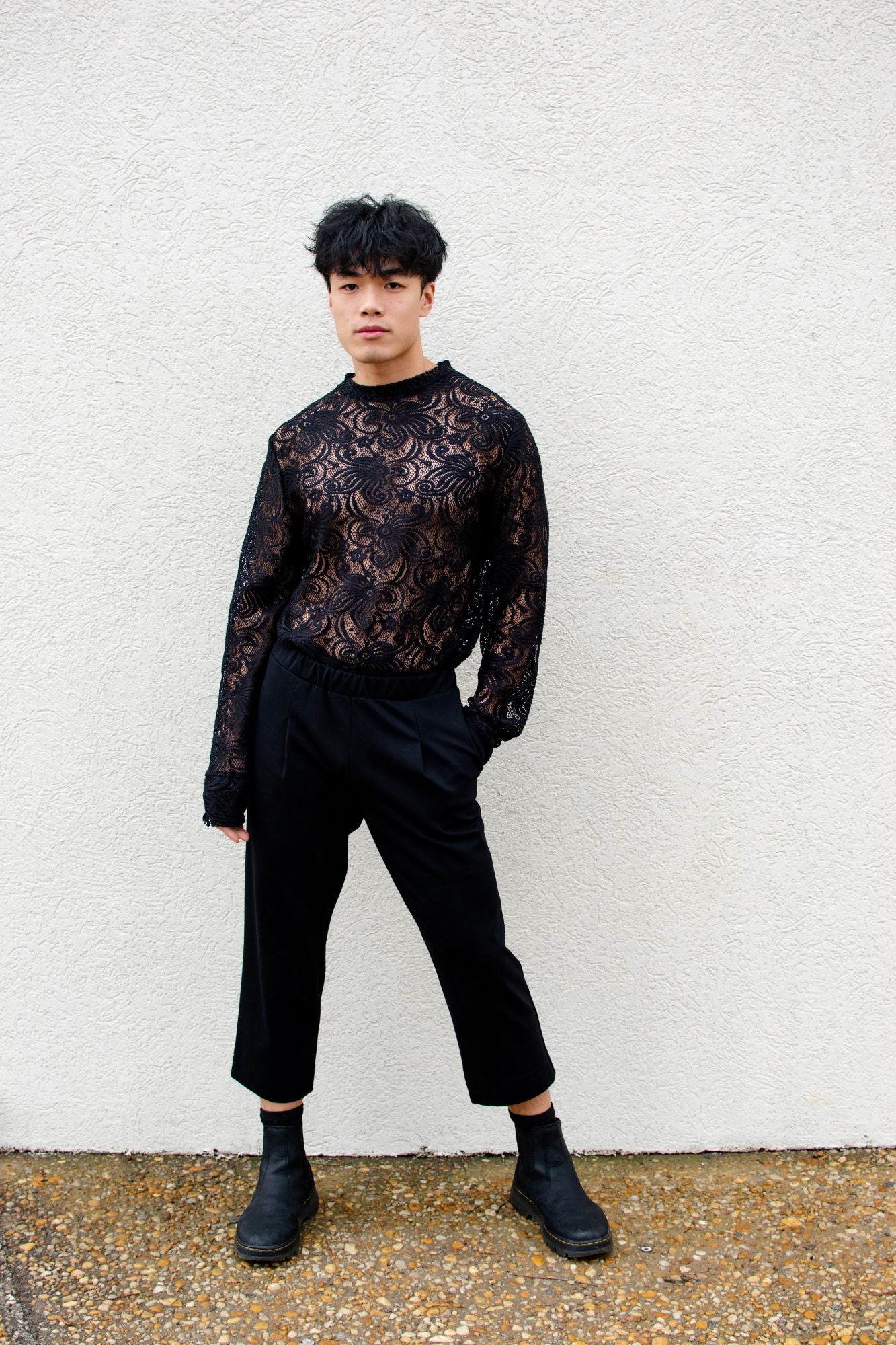Black, Loose-Cut Pleated Pants w/ Back Pocket & Elastic Waistband, Cropped Length (Men)
