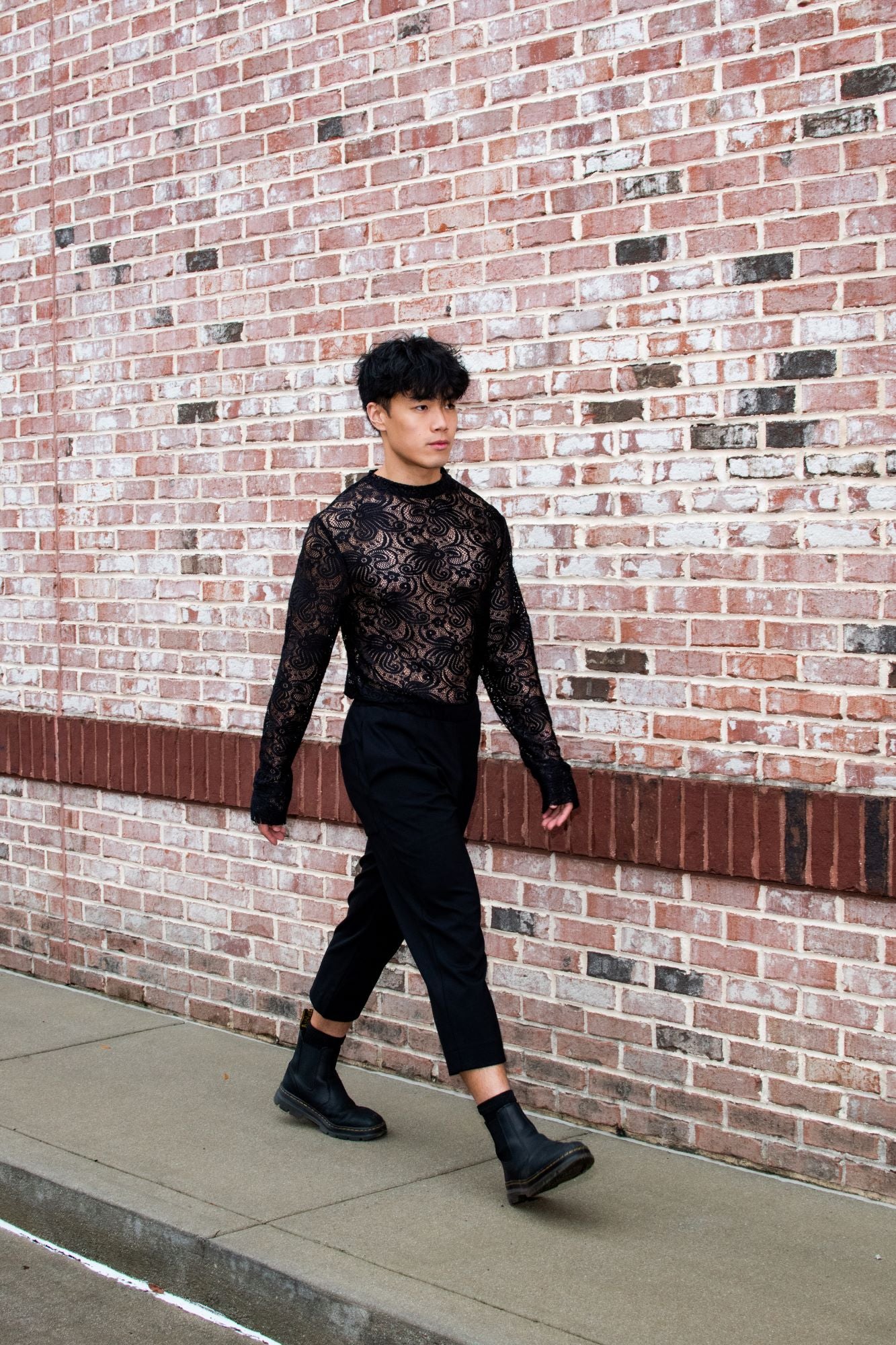 Black, Loose-Cut Pleated Pants w/ Back Pocket & Elastic Waistband, Cropped Length (Men)