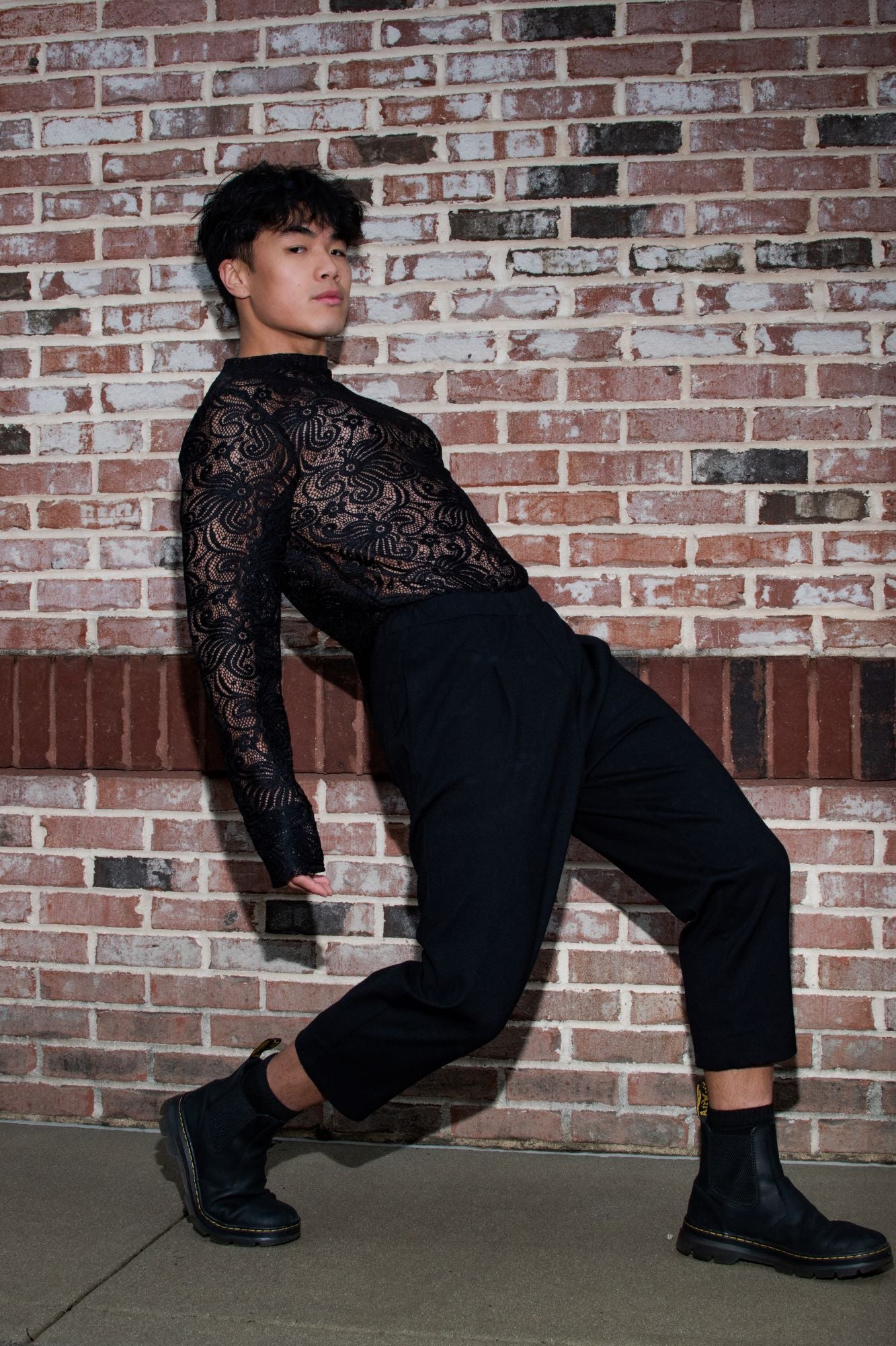 Black, Loose-Cut Pleated Pants w/ Back Pocket & Elastic Waistband, Cropped Length (Men)