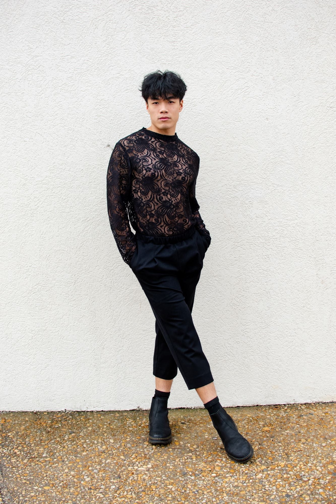 Black, Loose-Cut Pleated Pants w/ Back Pocket & Elastic Waistband, Cropped Length (Men)