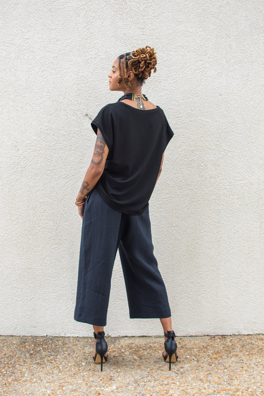 Black, Wide-Leg Linen Pants w/ Cropped Length & Elastic Waist (Women)