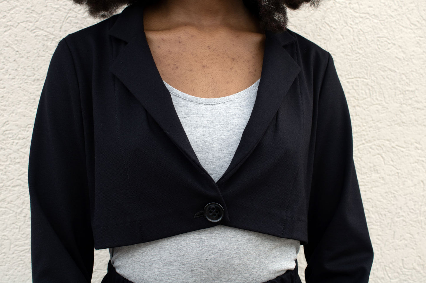 Carla | Cropped Blazer With Long Sleeves