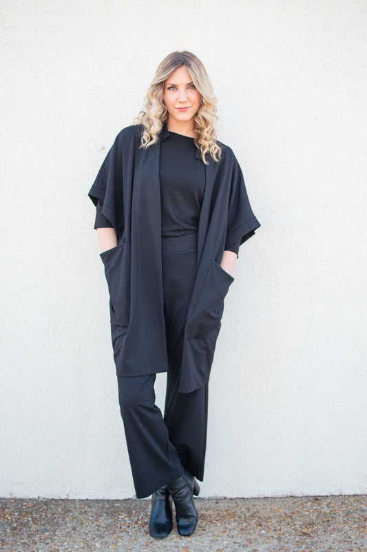 Black, Dropped Shoulder Ponte Kimono 2 Front Pockets & Paneled Sleeves, Open front, No Closure (Unisex)