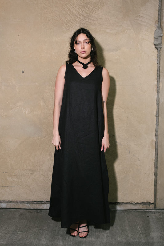 Lilian | Black Linen V-Neck Maxi Dress