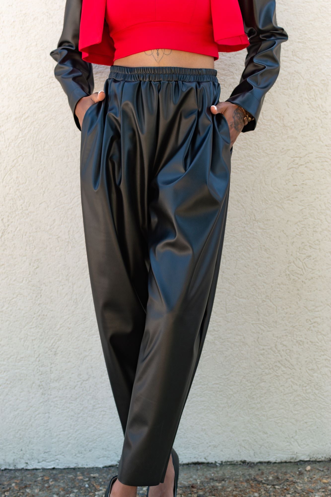 Tokyo | Tapered  Pleated Pants