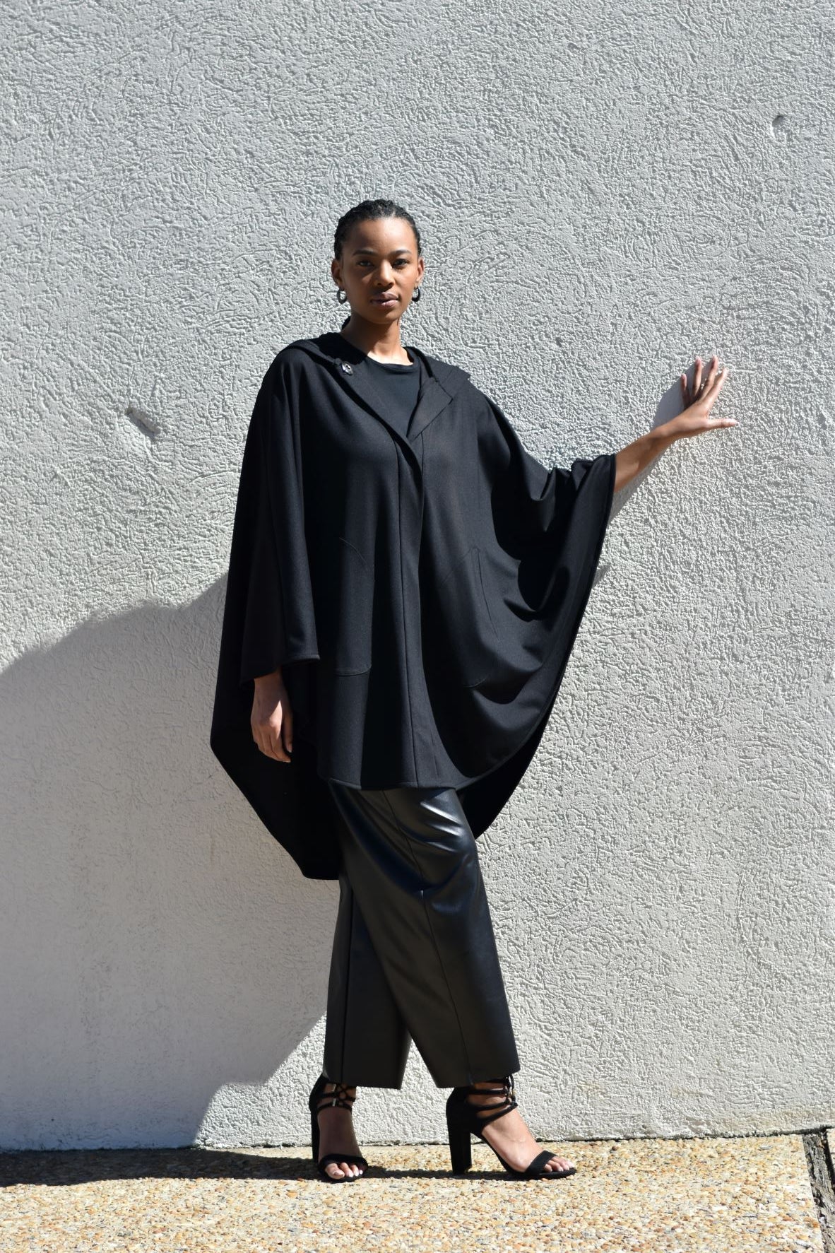 Charly | Black Heavy Knit Cape with Hood and Pockets