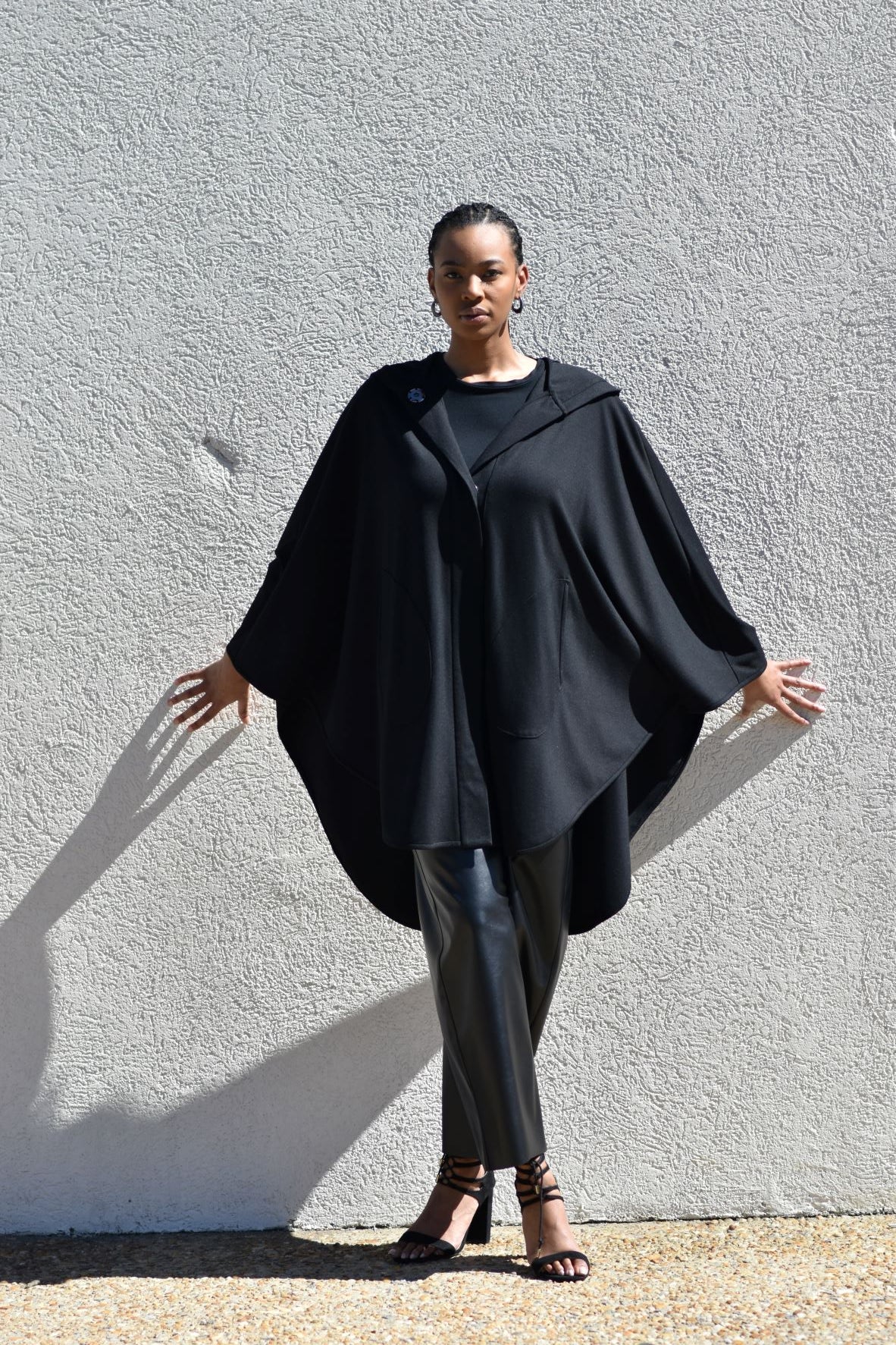 Charly | Black Heavy Knit Cape with Hood and Pockets