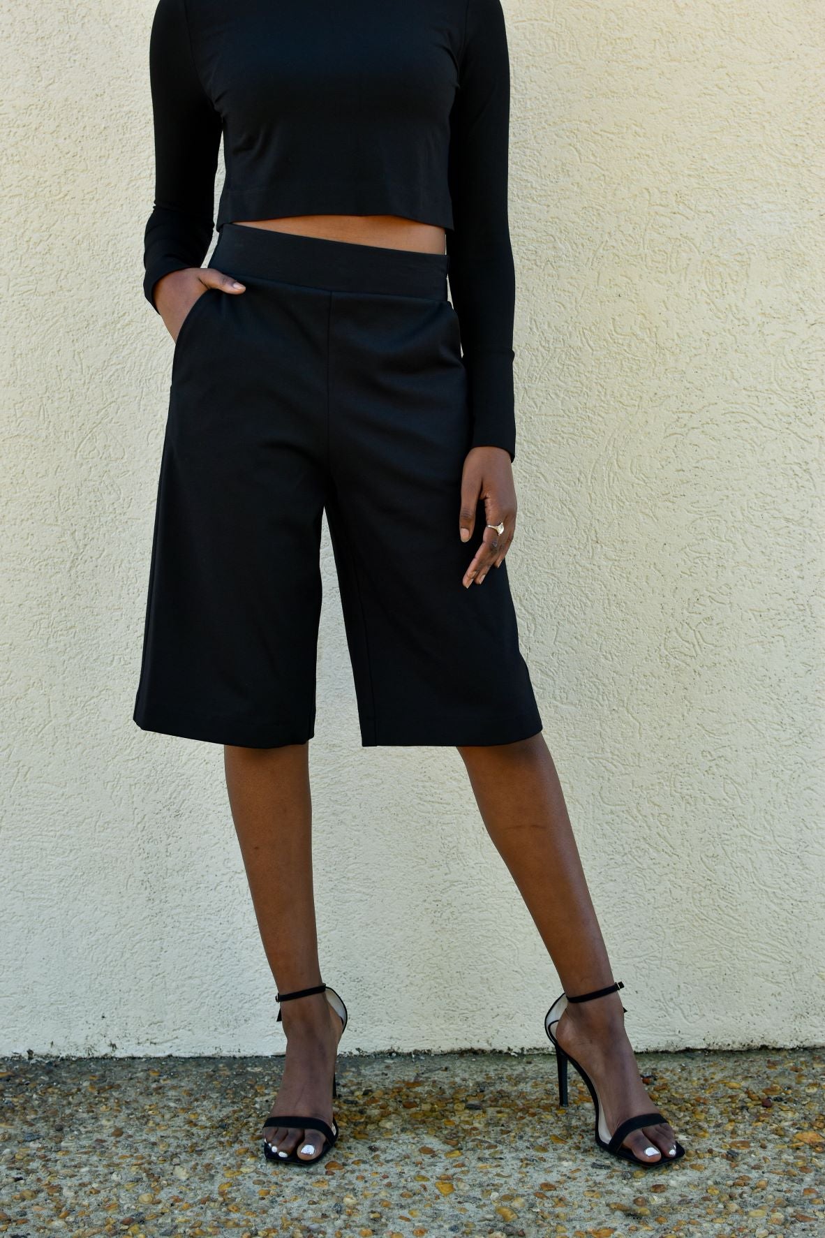 Natasha | Black Wide Leg Bermuda Shorts