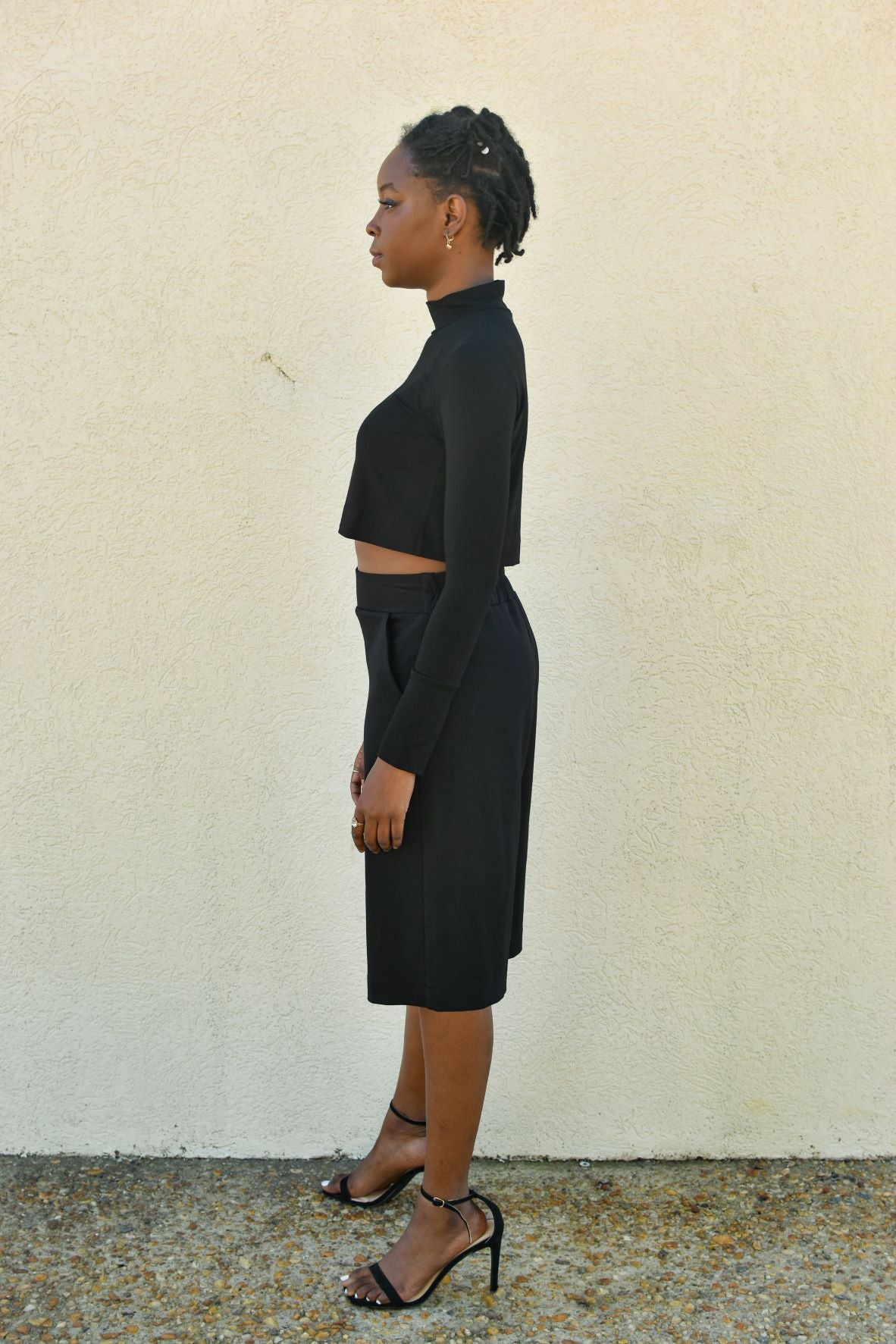 Natasha | Black Wide Leg Bermuda Shorts