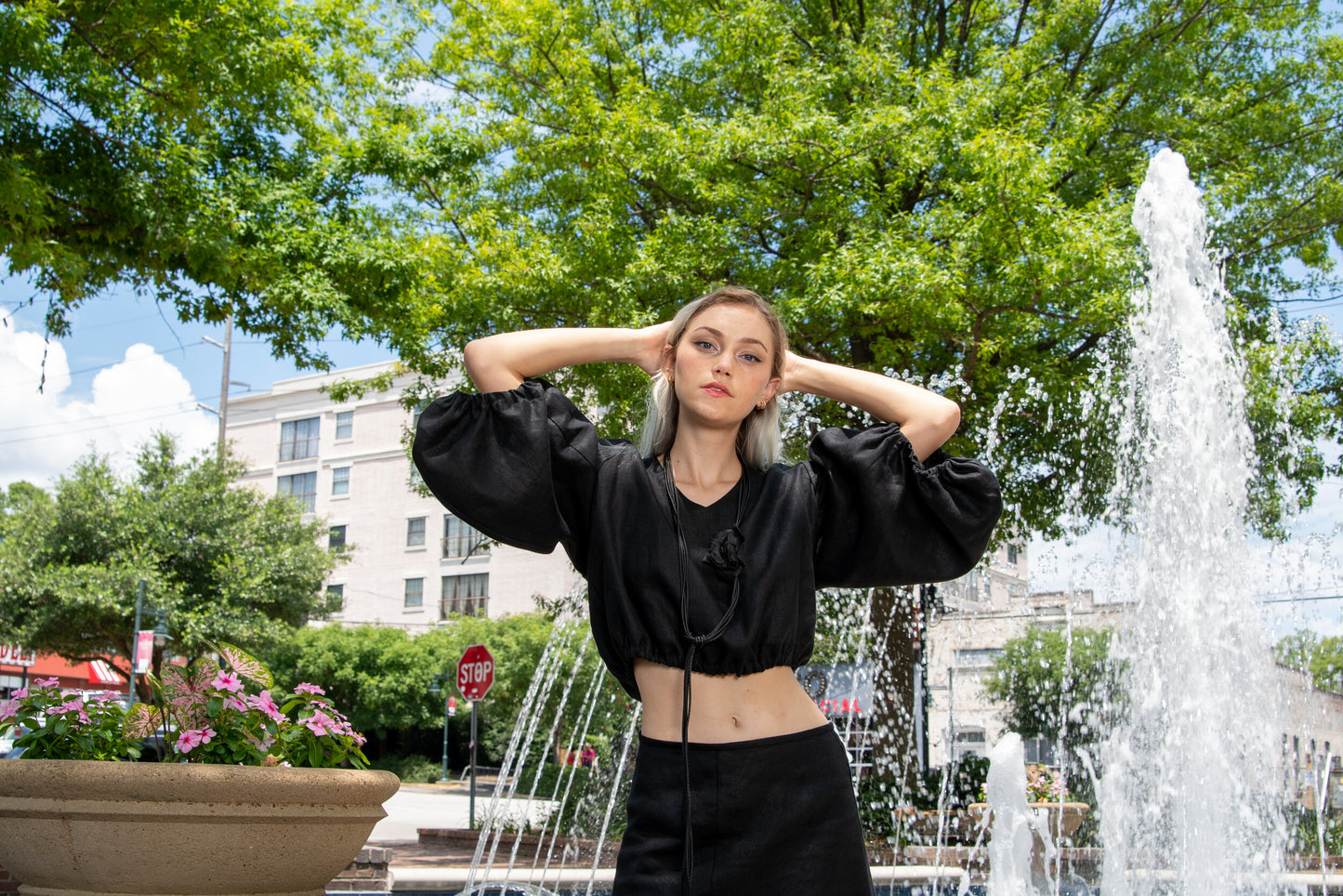 Zoelle | Black Balloon Sleeve Crop Top